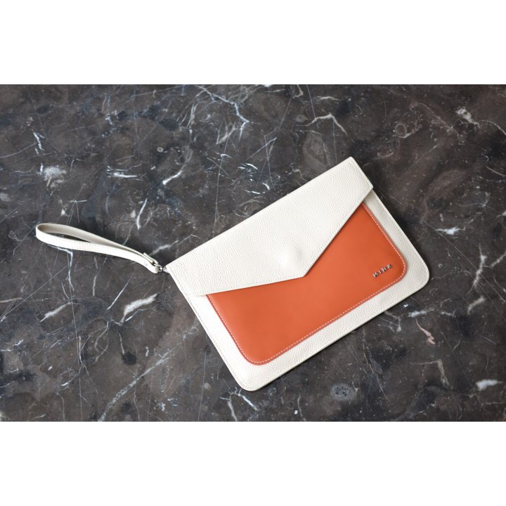 HERA – Tablet Clutch – IW05-2644