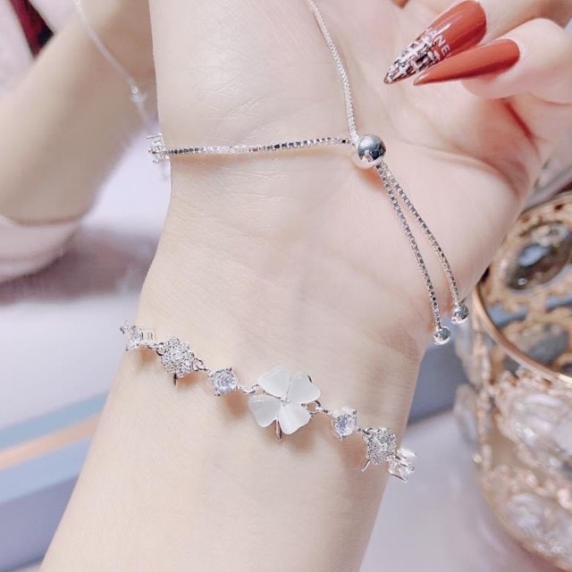 Lắc tay nữ bạc ý, dây rút điều chỉnh size, cỏ 4 lá đá lấp lánh nhẹ nhàng tinh tế Mainomi Shop Bạc Xinh