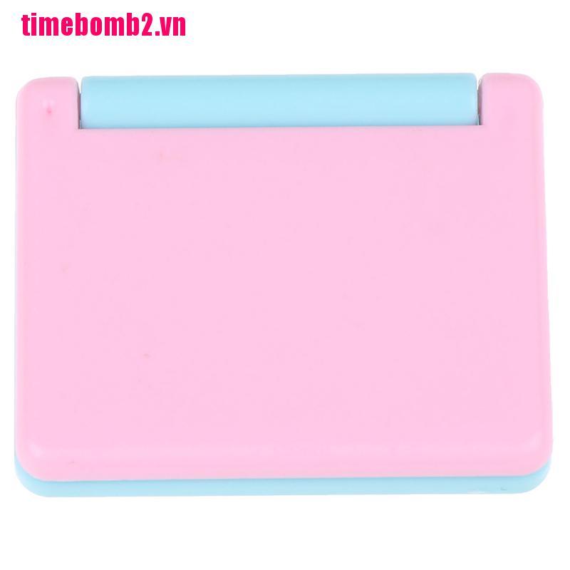 Mô Hình Máy Tính Và Búp Bê Trang Trí Nhà Cửa