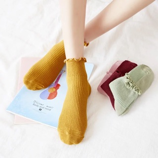 Tất vintage bèo nhún cổ thấp