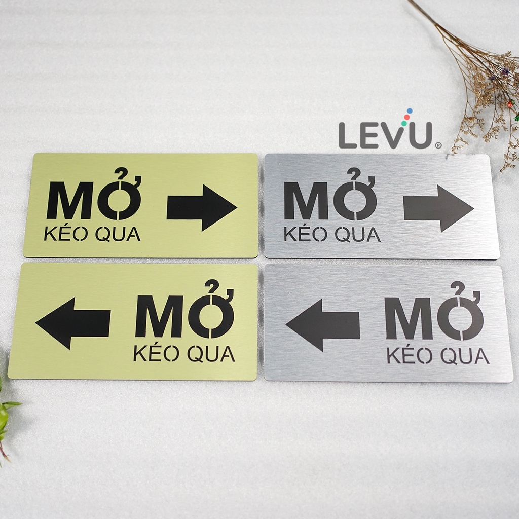 Bảng dán hướng dẫn đóng mở cửa bằng nhôm alu bạc xước LEVU-ALU03