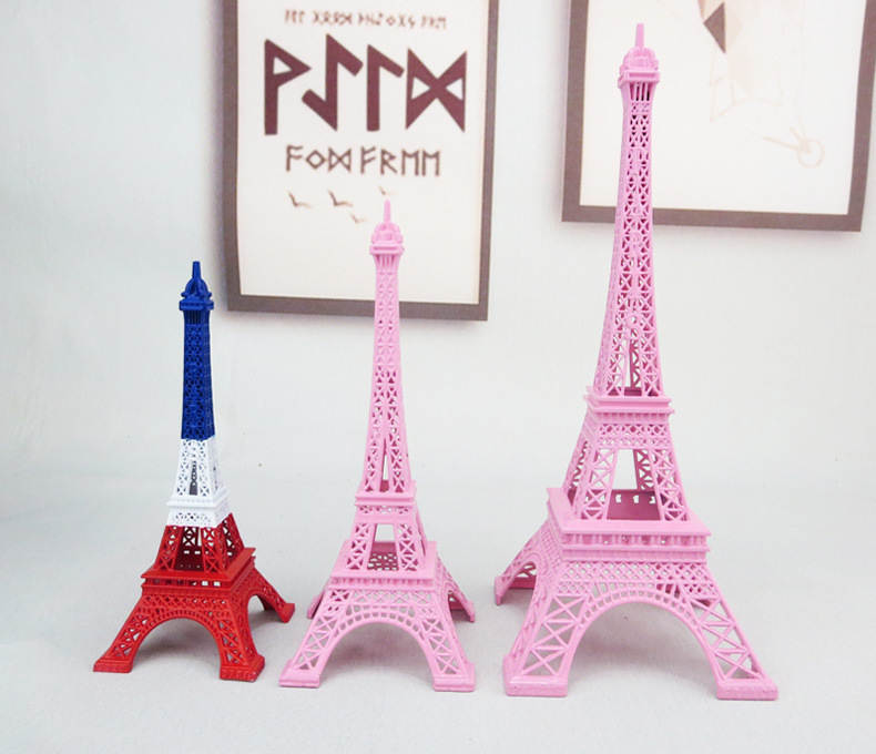 Mô hình tháp Eiffel châu Âu sống động dành cho trang trí