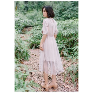 Đầm hồng phối ren