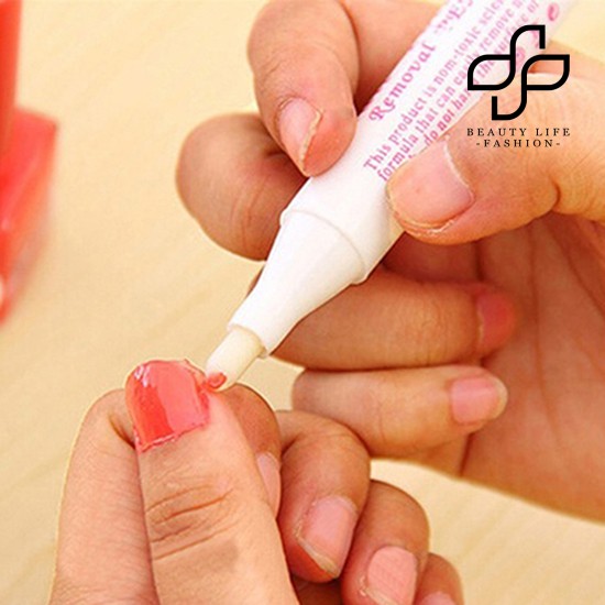 [Hàng mới về] Bút chỉnh sửa lớp sơn móng kèm 3 đầu thay thế tiện dụng