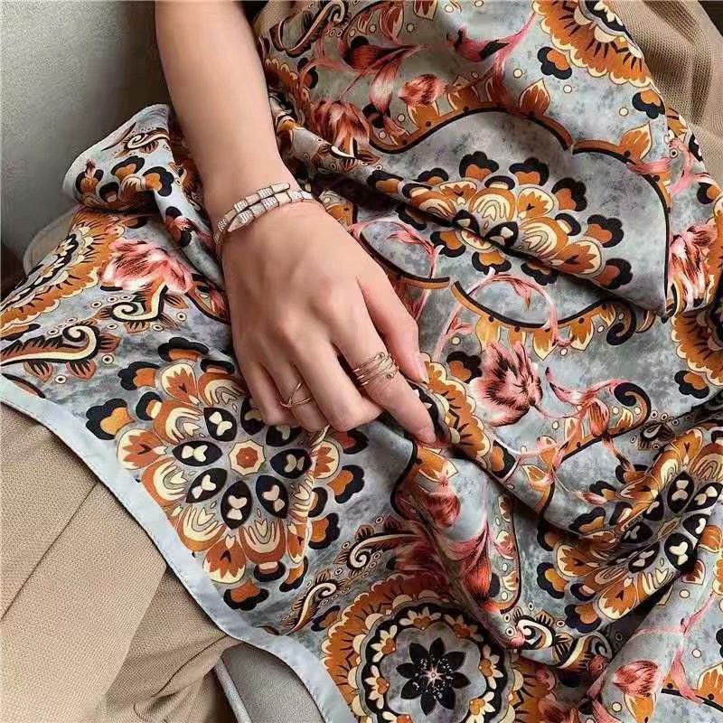 Khăn choàng cổ hình vuông cỡ nhỏ bằng lụa thời trang sang trọng cho nữ WJ1006-156 90x90cm