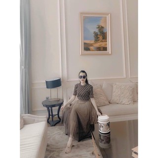 Chân váy lưới loang cá tính