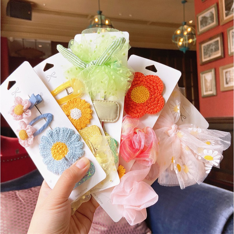 Set kẹp tóc họa tiết hoa cúc xinh xắn