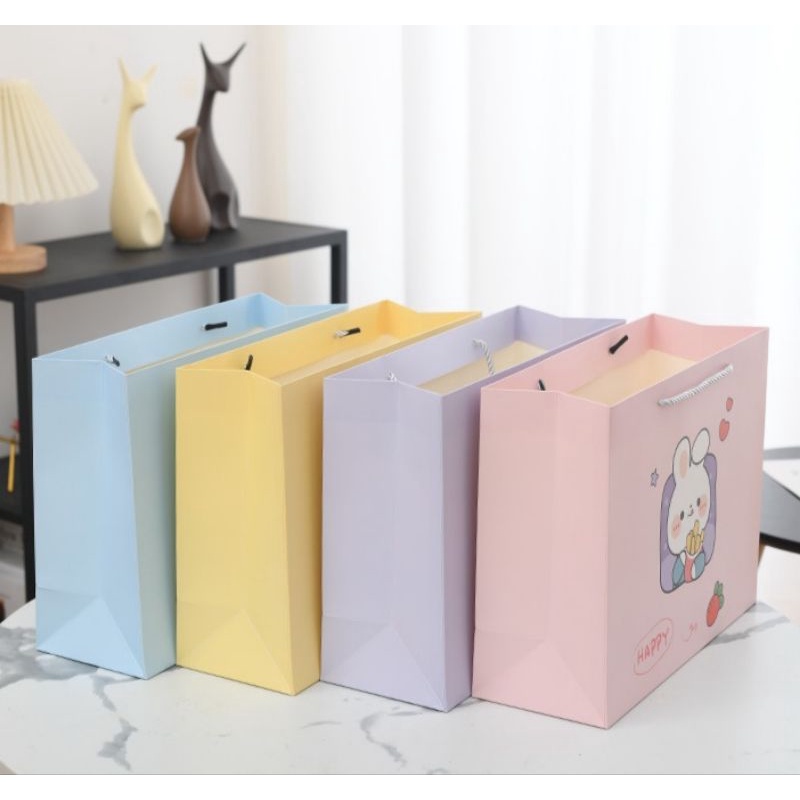 Túi giấy đựng quà size 24,5x9,5x19,5cm mẫu gấu thỏ cute quai lụa