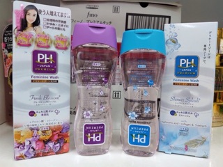 Dung dịch vệ sinh Ph care 150ml Nhật Bản