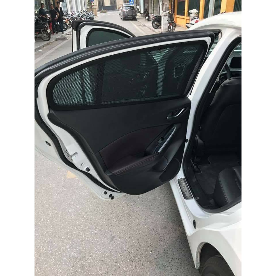 Che nắng sườn xe Mazda 3