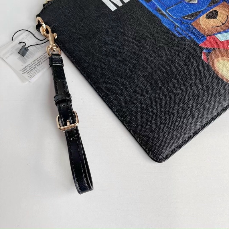 Sale off- Clutch Moschino siêu hot