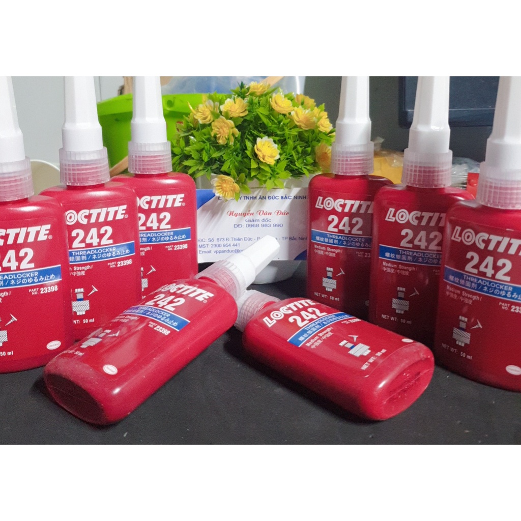 KEO DÁN KHÓA REN BULONG MÀU XANH LOCTITE 242 MEDIUM STRENGTH OIL TOLERANT THREADLOCKER 50ML/250ML