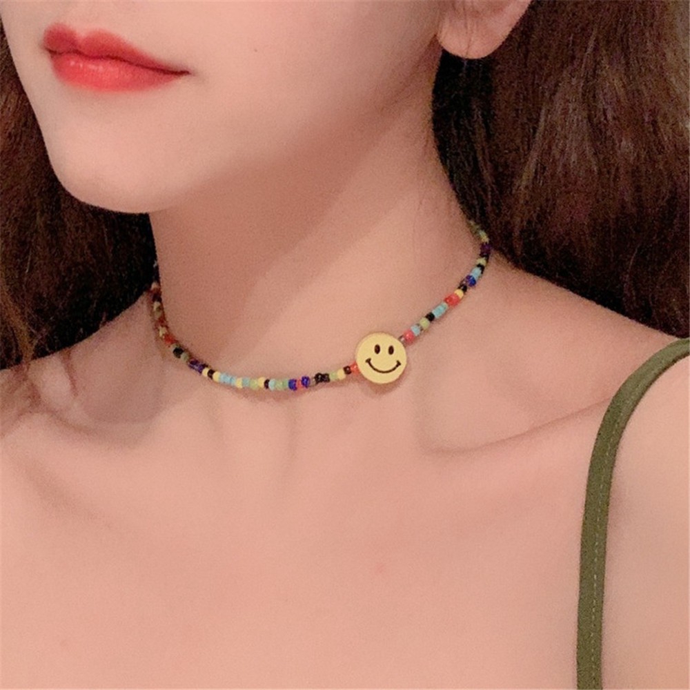 Vòng cổ chuỗi hạt nhiều màu sắc với hình mặt cười handmade dễ thương
