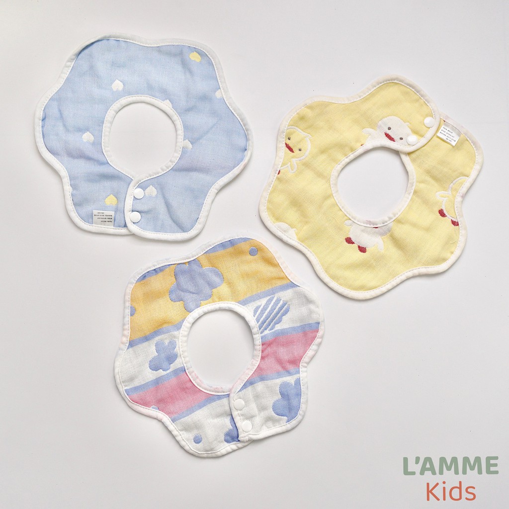 Yếm ăn dặm hình tròn hai mặt, chất liệu xô mềm mượt an toàn cho da bé được thiết kế bởi LAMME