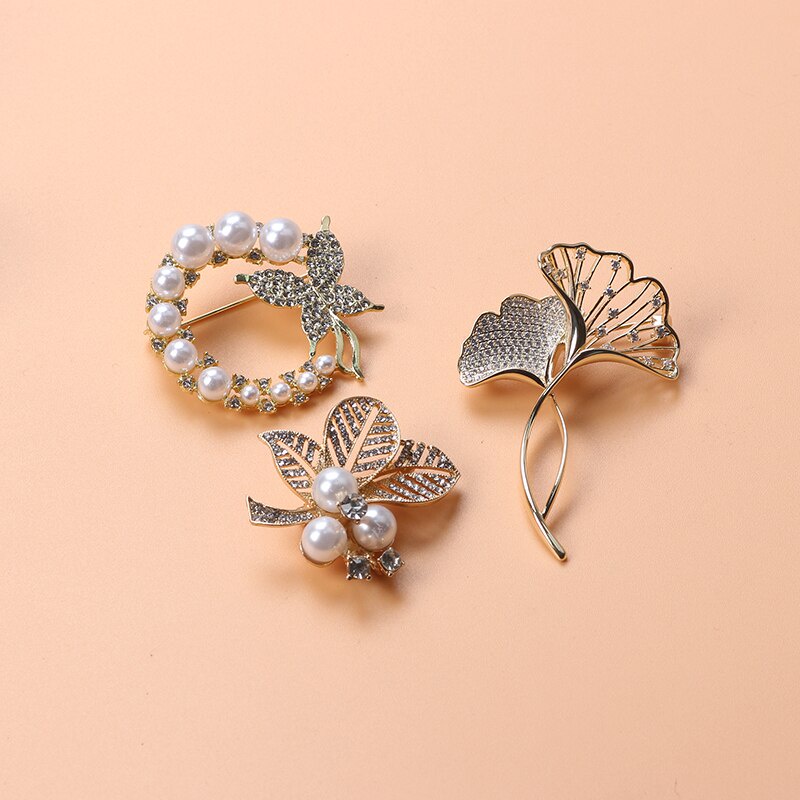2022 Korean Exaggerated Elegant Pearl Butterfly Flower Brooch Pin Brooch Women Girls Fashion Clothes Decoration Jewelry Gifts