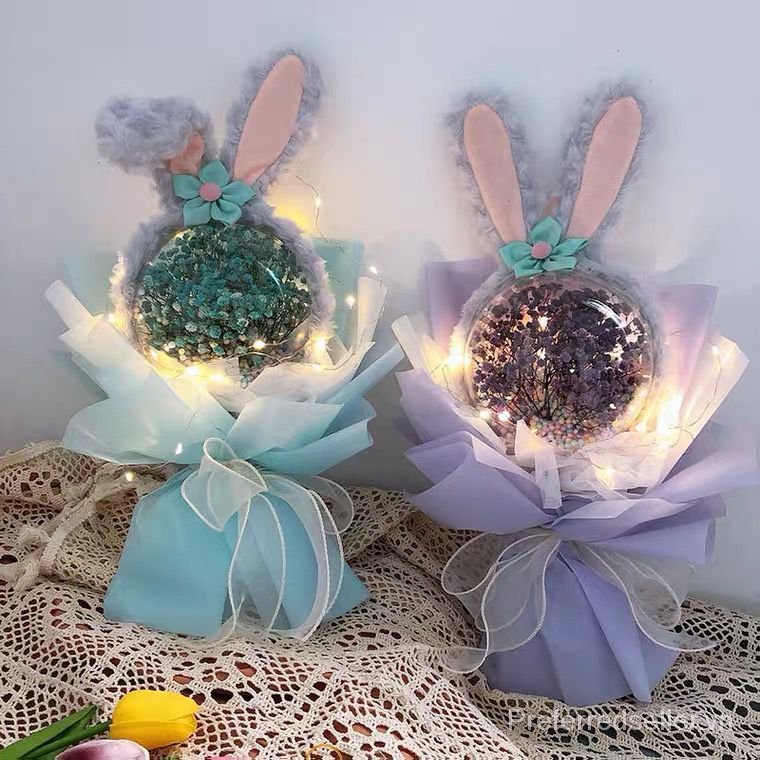 Bó hoa tươi thiết kế phong cách thỏ StellaLou