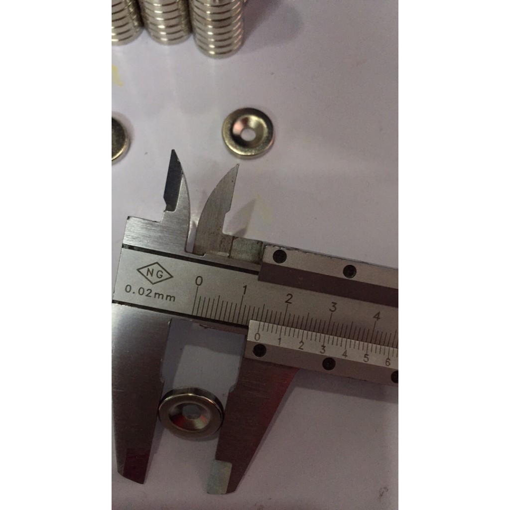 Nam châm viên đất hiếm 15x4 lỗ 5mm