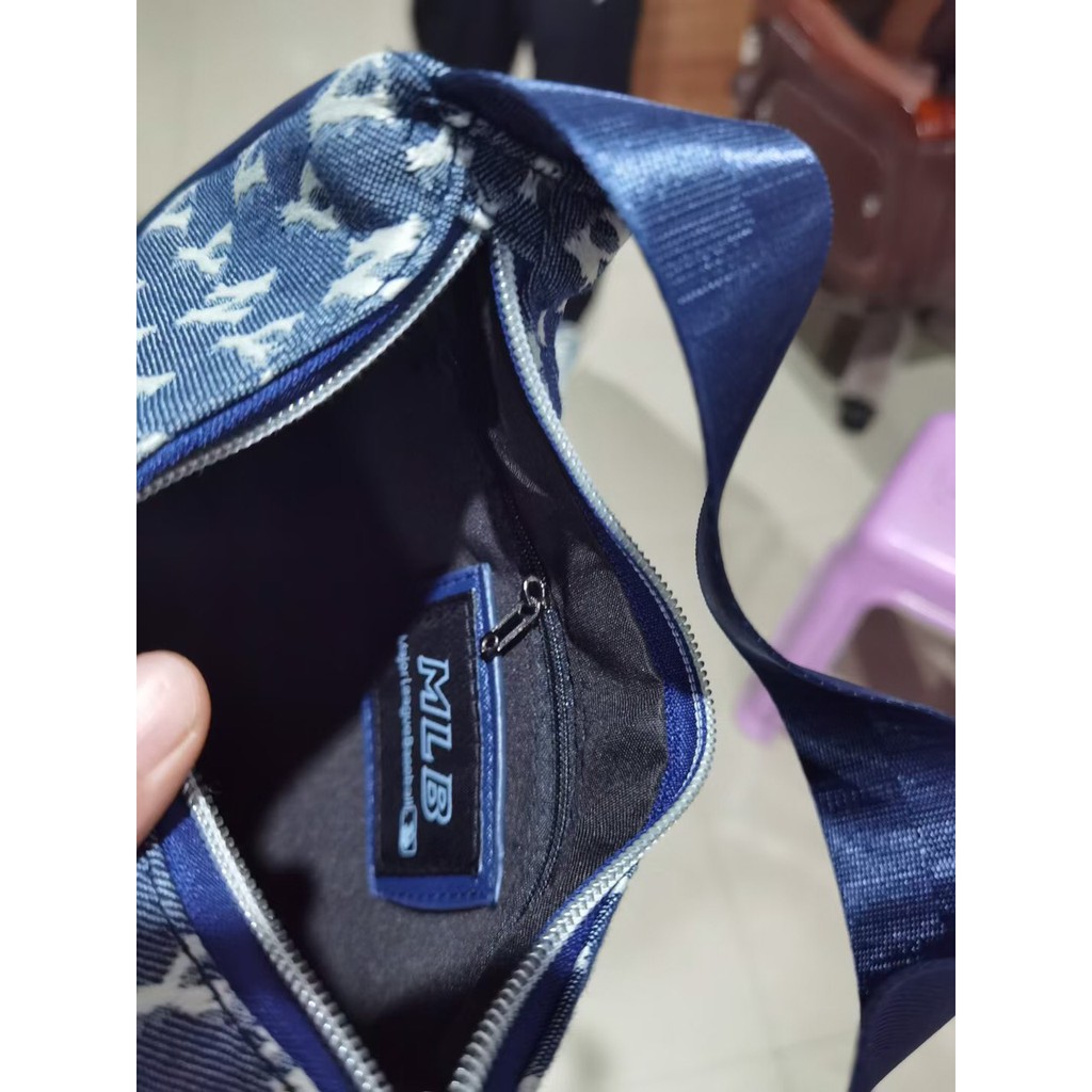 Túi kẹp nách thêu chữ mẫu 2