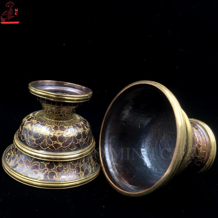 CHÉN CÚNG CÓ CHÂN ĐỒNG NEPAL 3.5&quot; - GIỮA VIỀN VÀNG