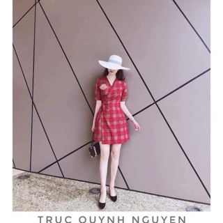 Váy kẻ caro