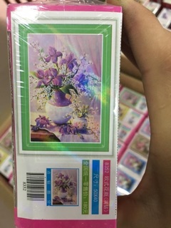 Tranh thêu treo tường