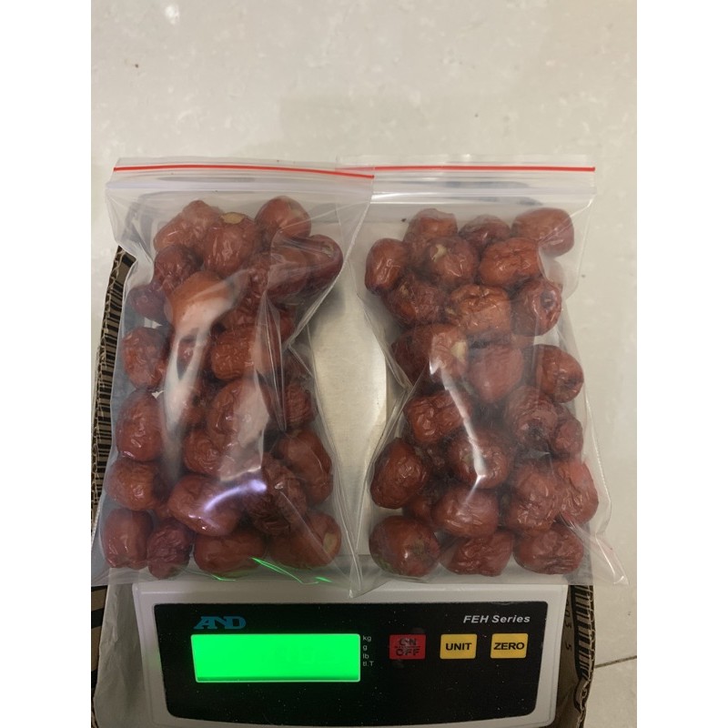 [Mã 267FMCGSALE giảm 8% đơn 500K] táo đỏ không hạt ( dùng chưng yến , nấu chè)túi zip | BigBuy360 - bigbuy360.vn