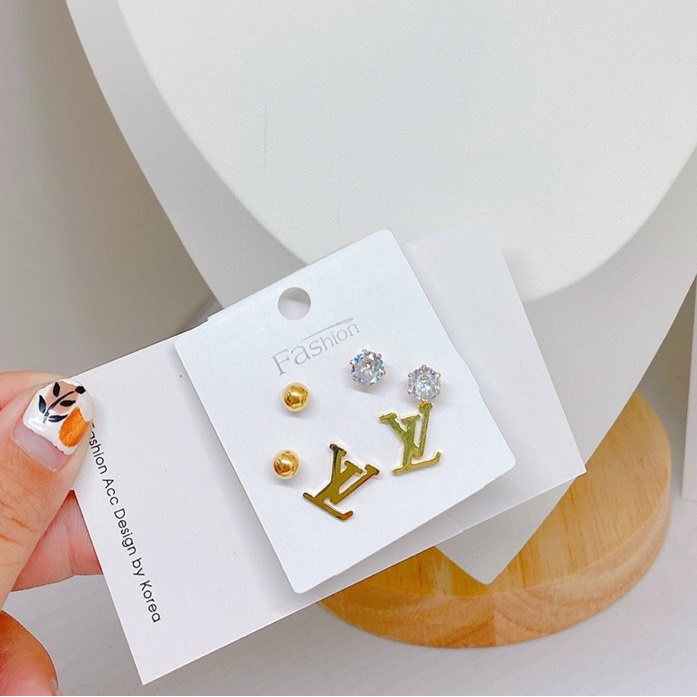 Bộ 3 Đôi Bông Tai Nữ Titan Ko Đen TT 4070