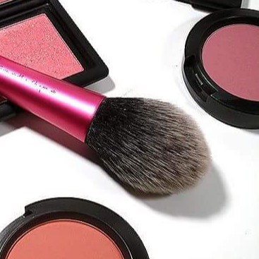 Cọ trang điểm Real Techniques Blush Brush