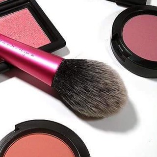 Cọ trang điểm Real Techniques Blush Brush