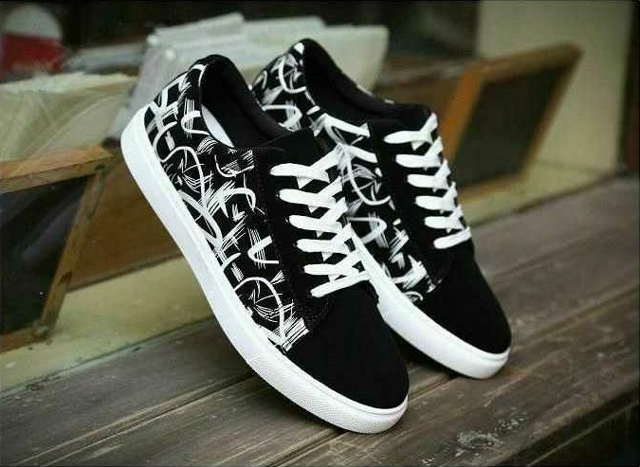 Giầy nam Hot cao cấp 2022 (hàng sẵn kèm hình thật book hộp) 002 | BigBuy360 - bigbuy360.vn