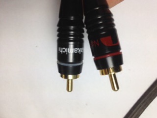 Dây 3.5 ra 2 đầu bông sen ( cable made in japan )