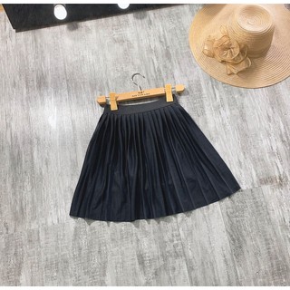 Chân váy xếp ly xinh tưới