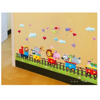 Decal trang trí tường - Xe lửa thú vui chơi