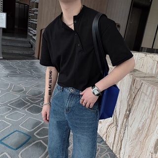 Áo thun nam cổ bo xéo phối nút