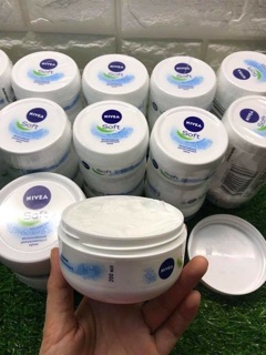 Kem dưỡng ẩm Nivea Soft Đức