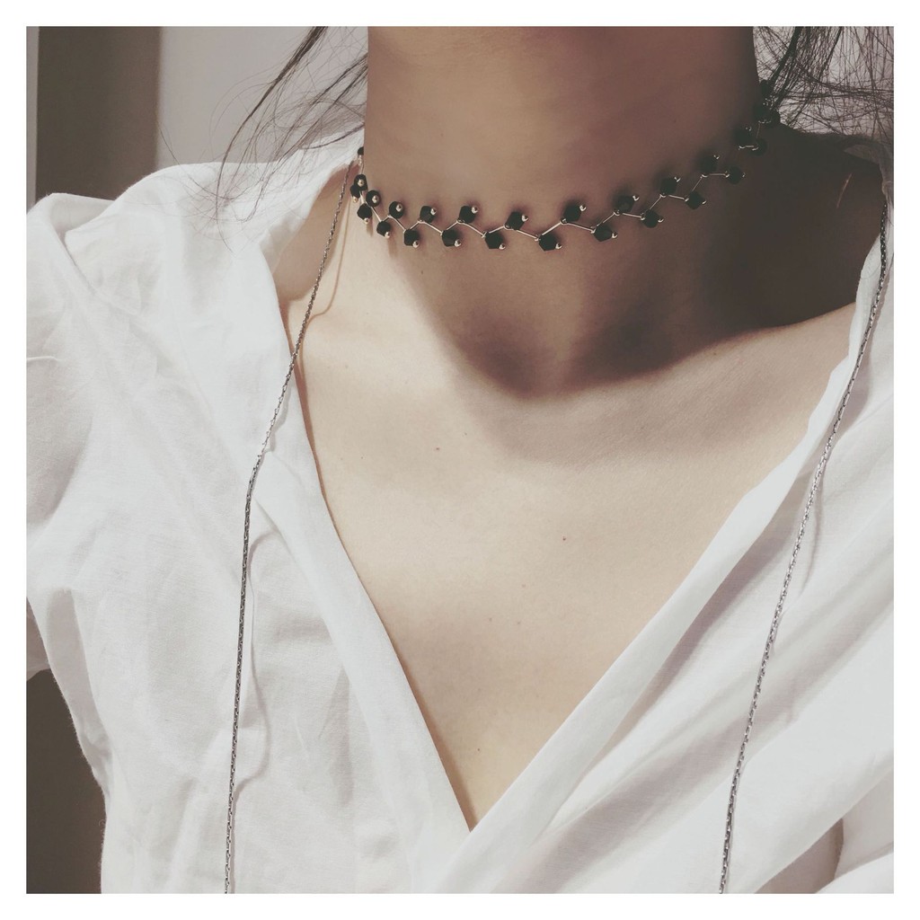 vòng cổ choker hạt đen