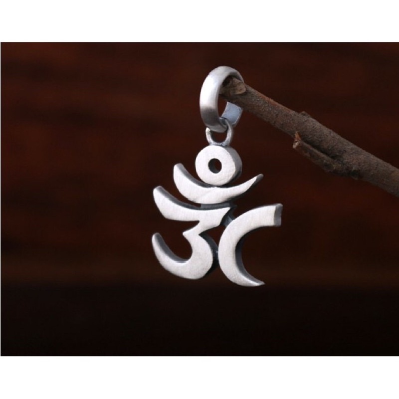 Mặt dây chuyền chữ Om Tây Tạng bạc S925-Minh Tâm Jewelry