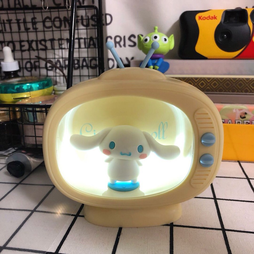 Đèn Ngủ Để Bàn Có Hình Hello Kitty Đáng Yêu