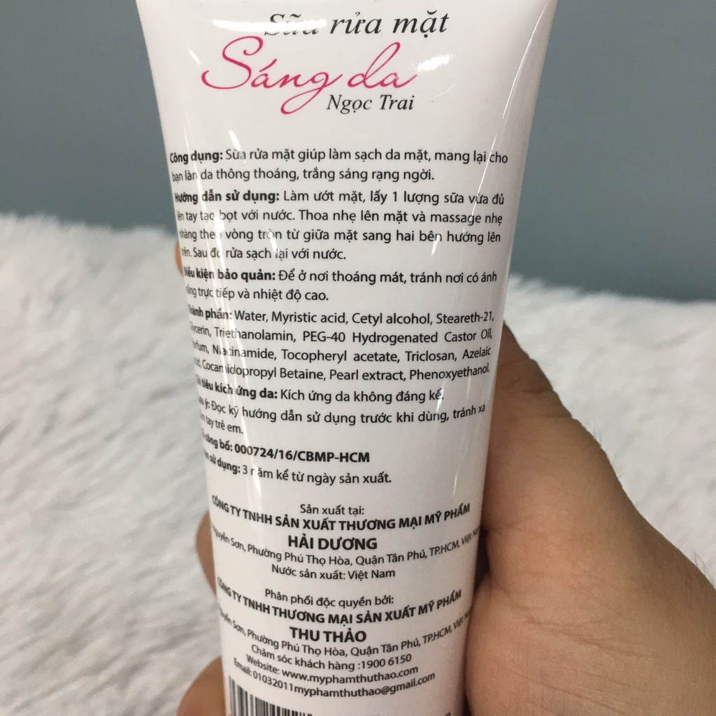 Sữa rửa mặt sáng da Trắng Hồng Thu Thảo