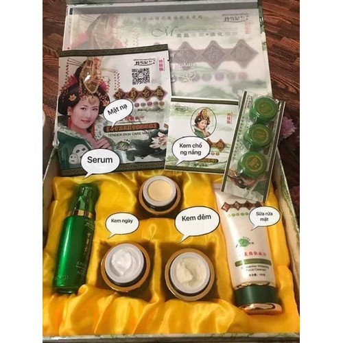 Bộ Kem Hoàng Cung Xanh 5 Món | BigBuy360 - bigbuy360.vn