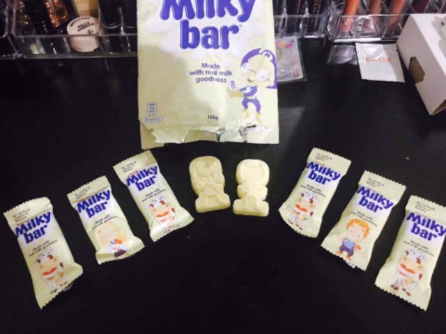 Kẹo sữa bò tươi hình thú của Úc Milky Bar 168gram cực ngon