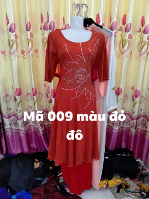 Đầm dạ hội nhũ