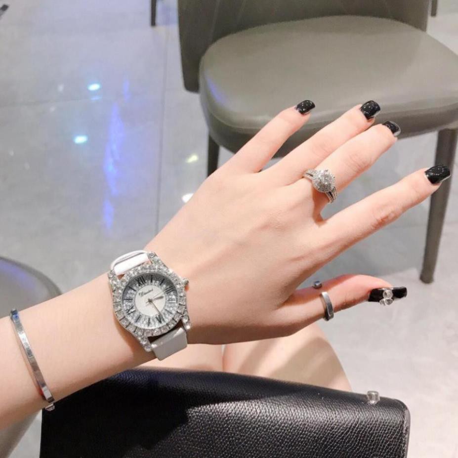 [Siêu Phẩm]  [siêu phẩm]  Đồng hồ nữ DIMINI dây da mềm mặt thiêt kế những viên kim cương Hot trend 2020