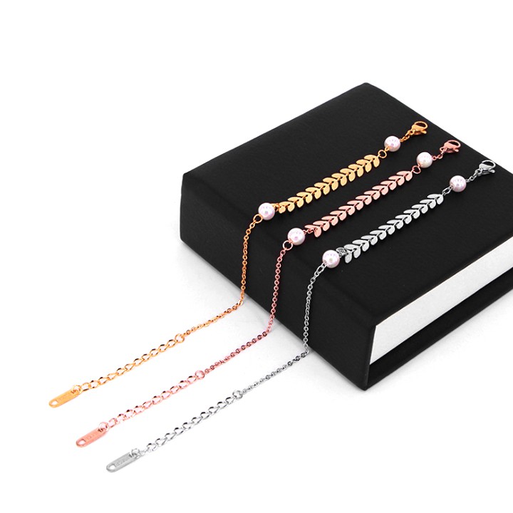 Lắc tay nữ titan kiểu chiếc lá siêu đẹp, bền màu, hợp thời trang, dễ phối đồ