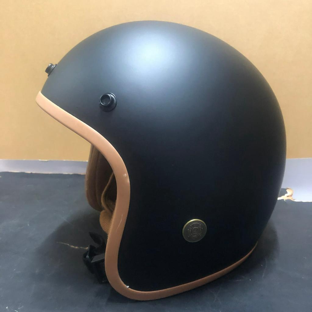 Mũ bảo hiểm 3/4 đầu Indes-Canary viền nâu, lót màu nâu - Chính Hãng Cao Cấp