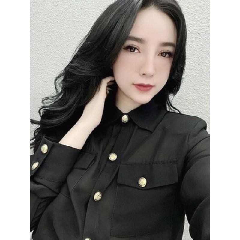 Áo sơ mi voan chinfon nút vàng có đệm vai