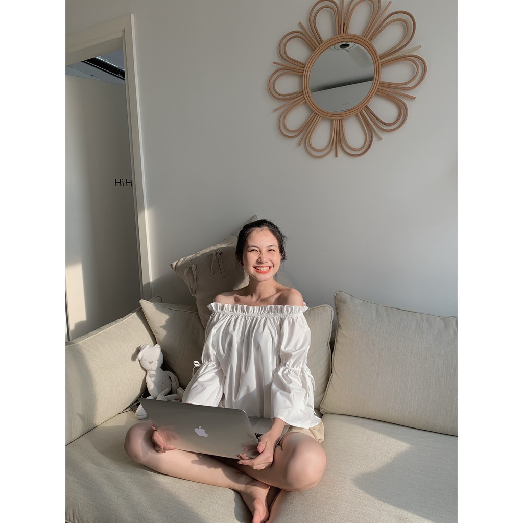 [Mã WASKT304 giảm 15% tối đa 30K đơn 99K] Trễ vai bèo tay xoè bo chun đính dây nơ Trắng TKA141 | BigBuy360 - bigbuy360.vn