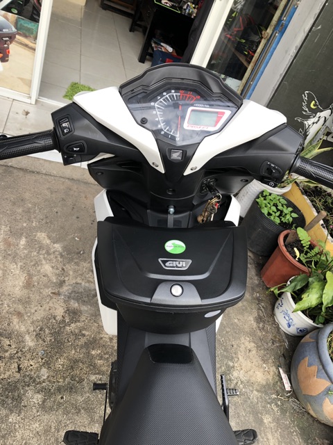 Thùng giữa Givi G10N