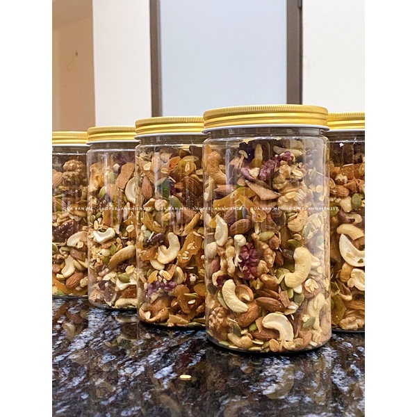 Granola VIP siêu nhiều hạt | Nướng mới sau khi khách order | BigBuy360 - bigbuy360.vn