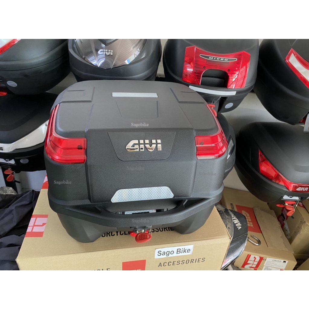 Thùng givi B33NM, thùng givi 33 lit kèm đế, ốc gắn, bảo hành chính hãng 2 năm